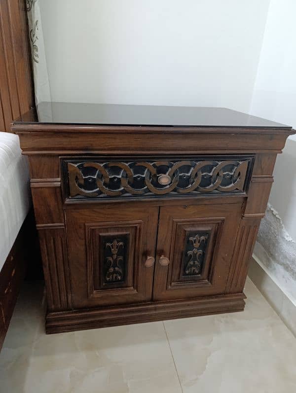 Pure Shesham Wood Bed 5