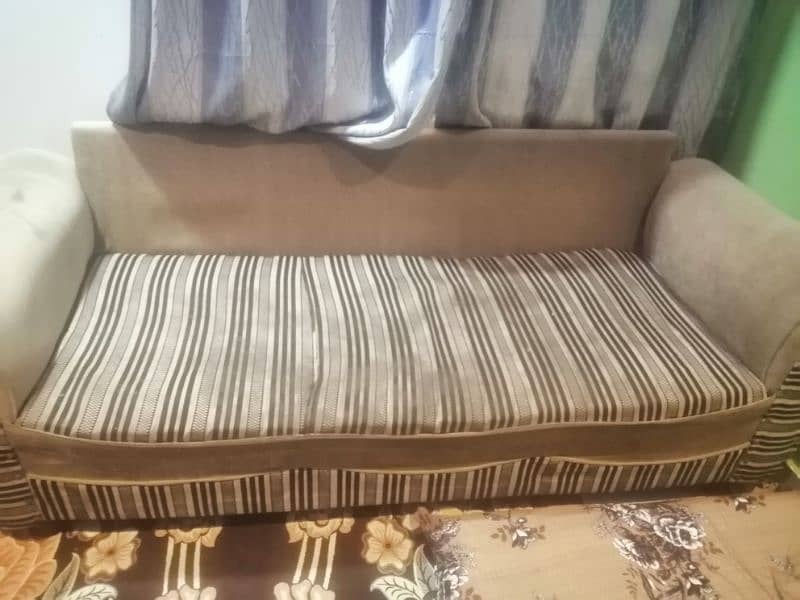 Sofa 3+2 Seater In Good Condition 6