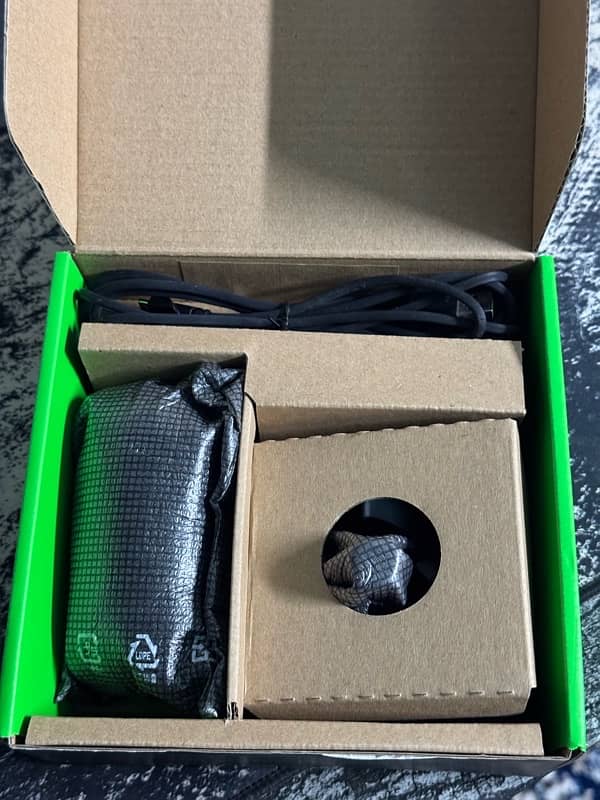 RAZER Seiren Mini Perfect Condition 2