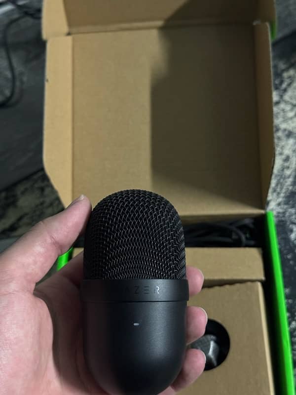 RAZER Seiren Mini Perfect Condition 3