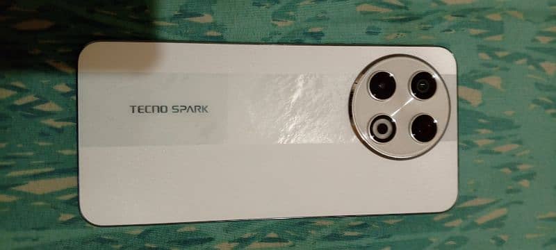 I want to sale my techno spark 30 pro brand new 11