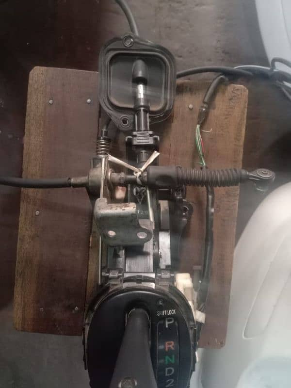 2004 model gear lever and wire 4