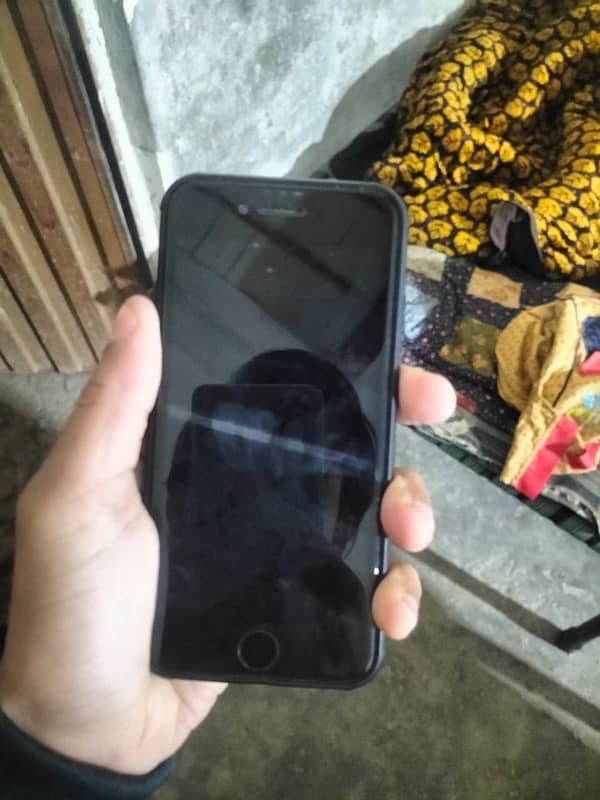 iPhone 8 64gb pta 1