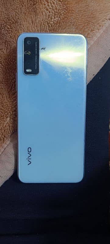 Vivo y20 in good price 4gb 64gb 1