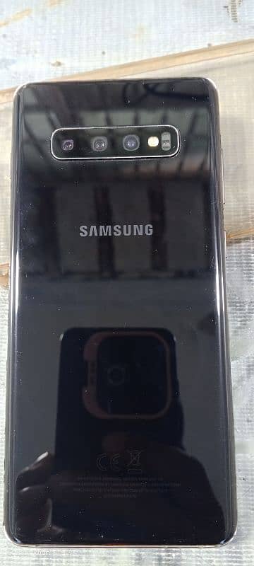 Samsung Galaxy S10 plus 4