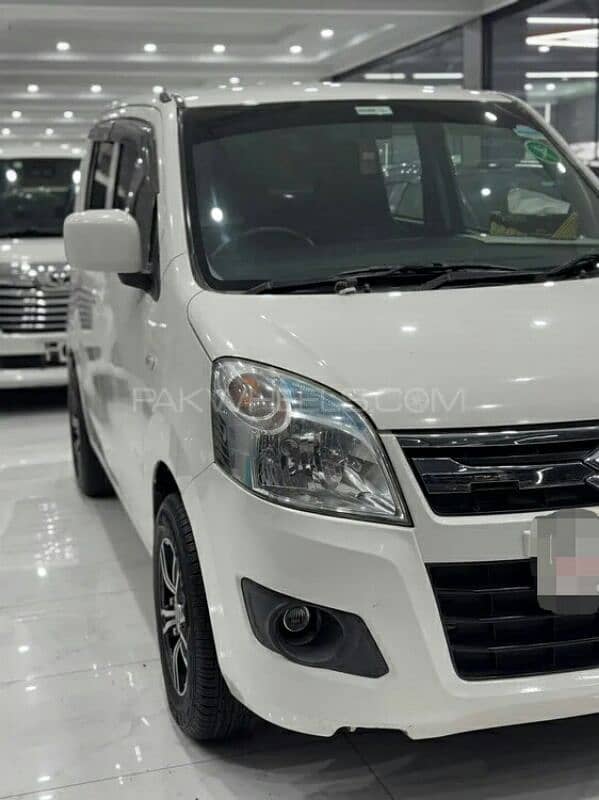 Suzuki Wagon R 2017 1