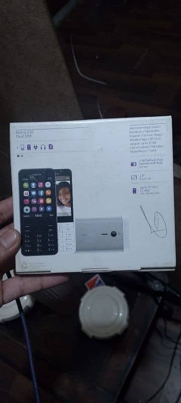 Nokia 320 with Box 3