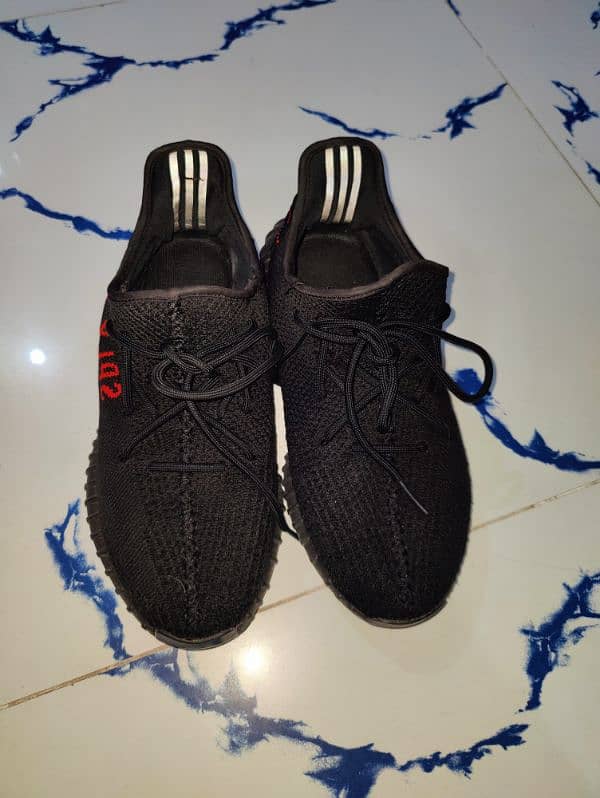 Original Adidas Yeezy Boost 350 V2 Sneakers 0