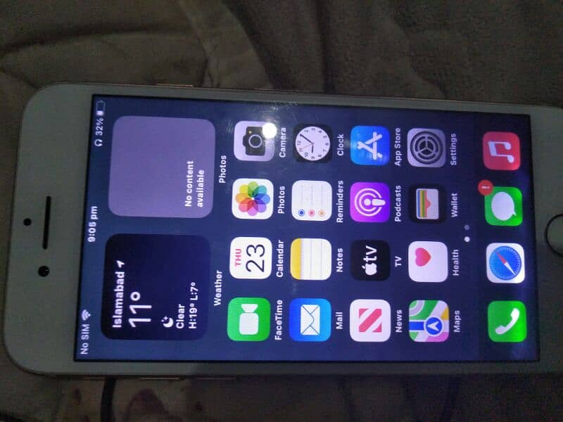 iphone 8 good condition 2