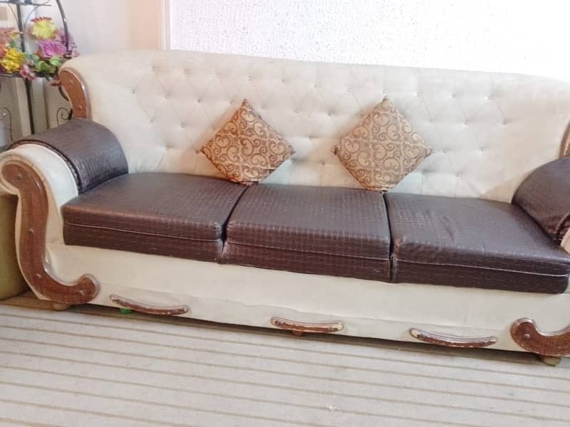 5 seaters Sofa Set 1