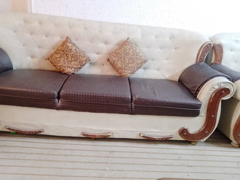 5 seaters Sofa Set 4