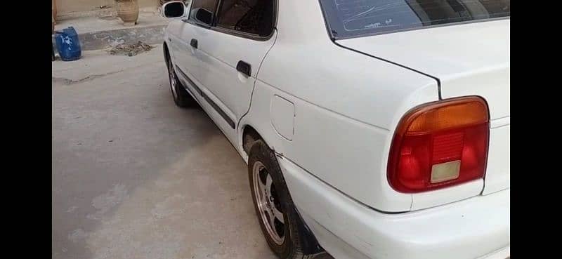 Suzuki Baleno 2003 4