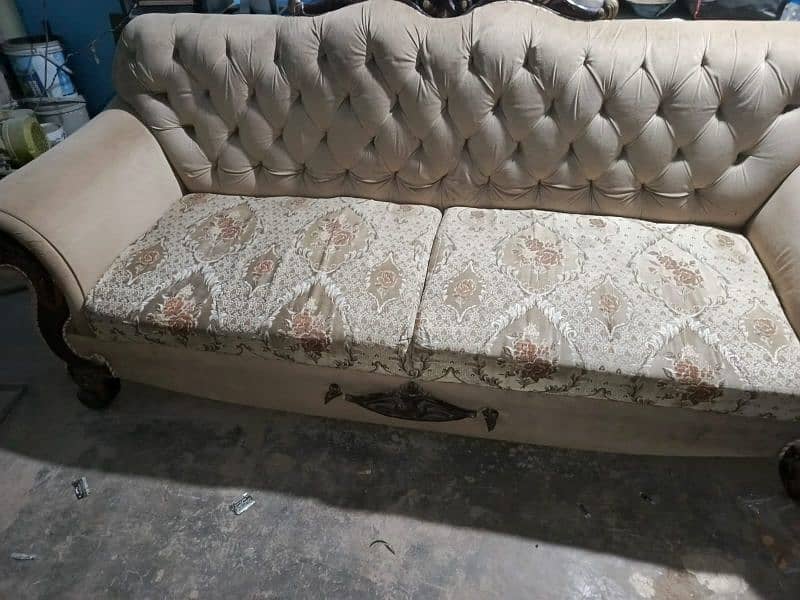 7 seater sofa set used 2