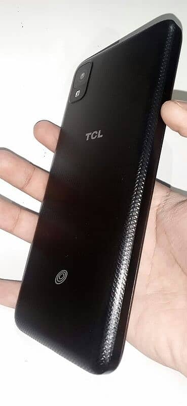 TCL mobile condition 10 by 10 4