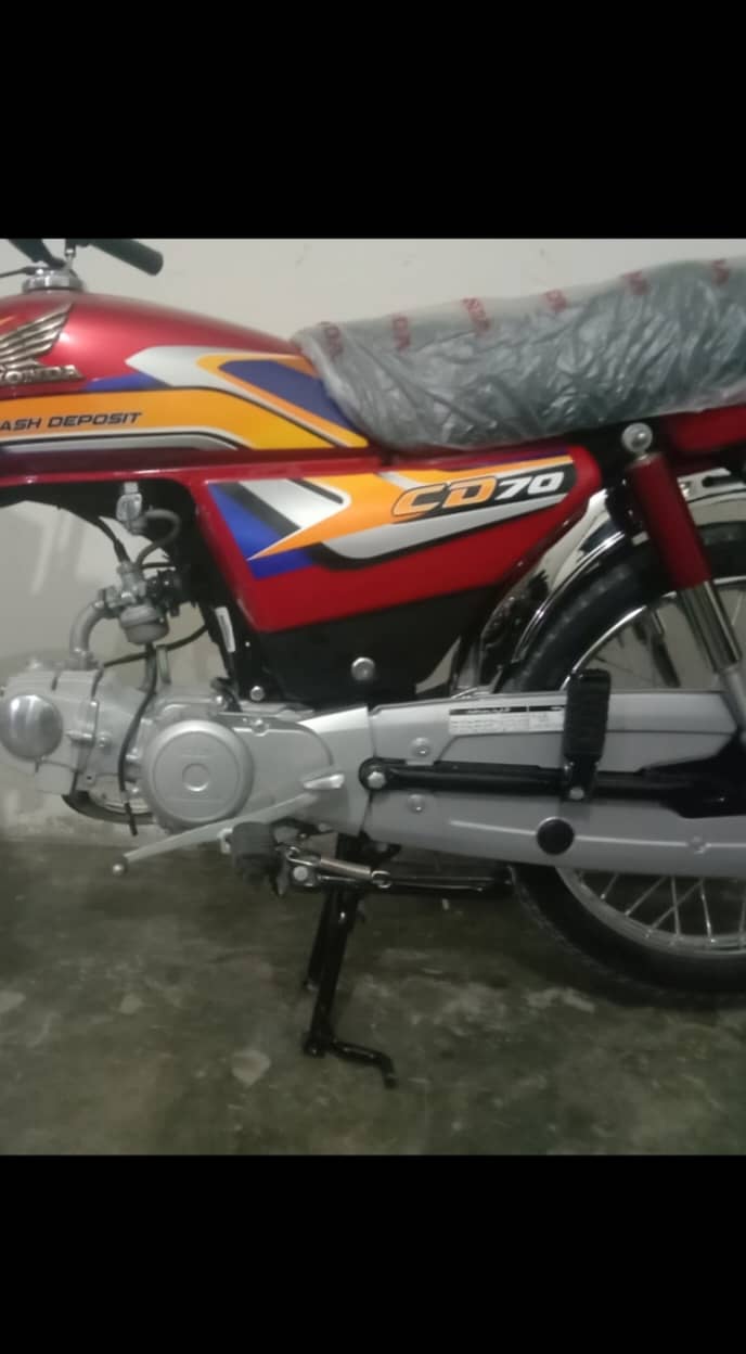 Honda CD 70 2025 0