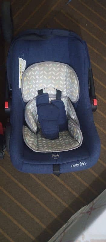 baby cot evenflo branded 0