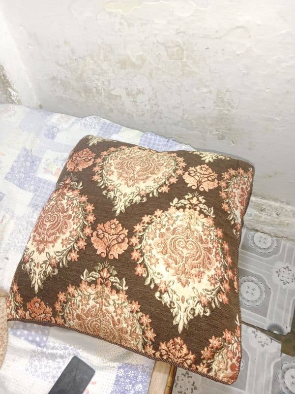 4 Floor Cushion For Sale 0