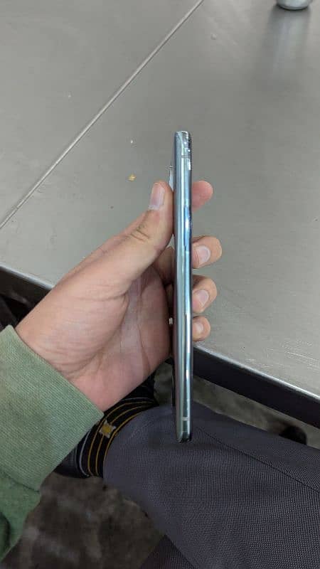 one plus 8t like a new phone 0