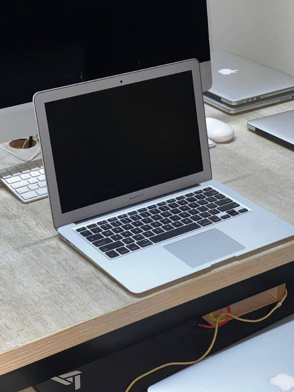 MacBook Air 2015 ( 13 inch ) Display 6