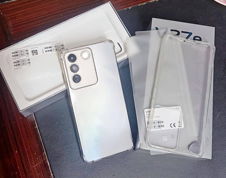 Vivo v27e For Sale 0