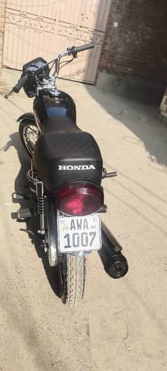 Honda gold edition 125 self start