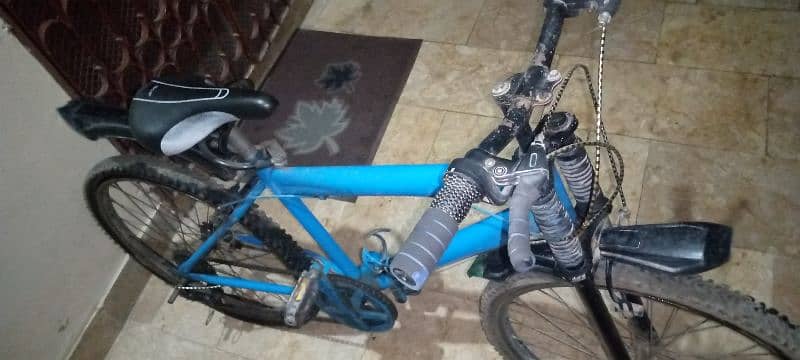 USED BICYCLE ADJUSTABLE SIZE 3