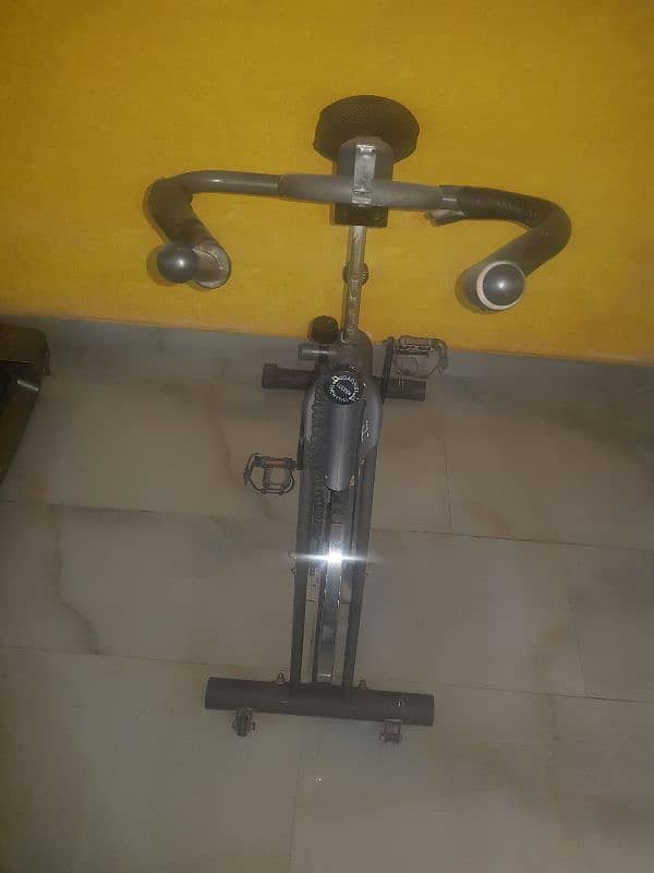 exercise bike like new 1