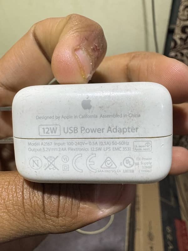 Apple Original 12watt charger USB port 2