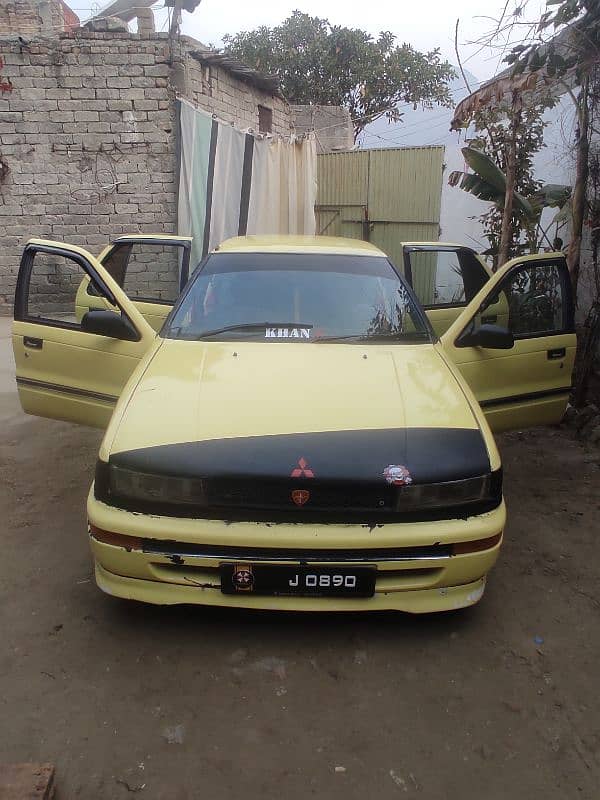 Mitsubishi Lancer 1989 3