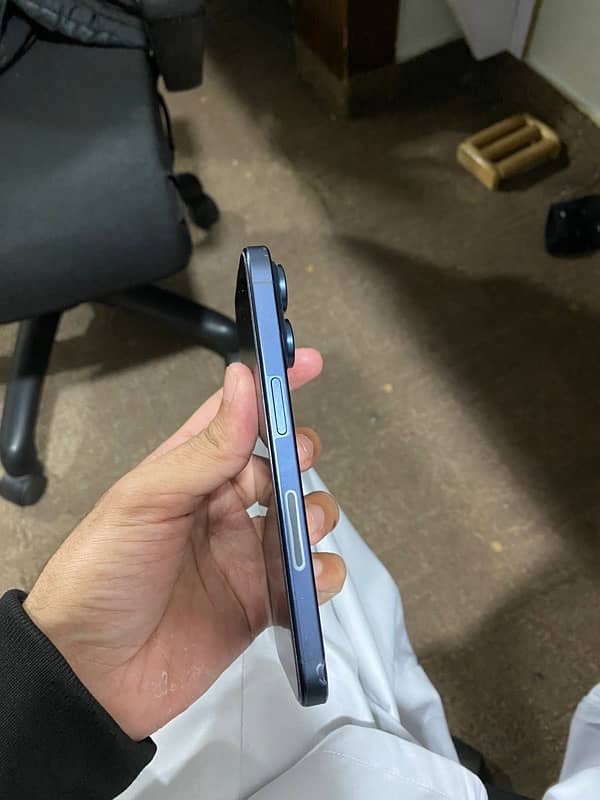 iPhone 15 pro 256 gb non pta jv 3