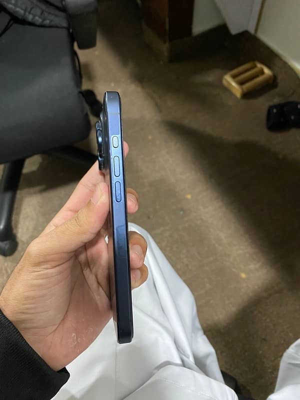 iPhone 15 pro 256 gb non pta jv 4