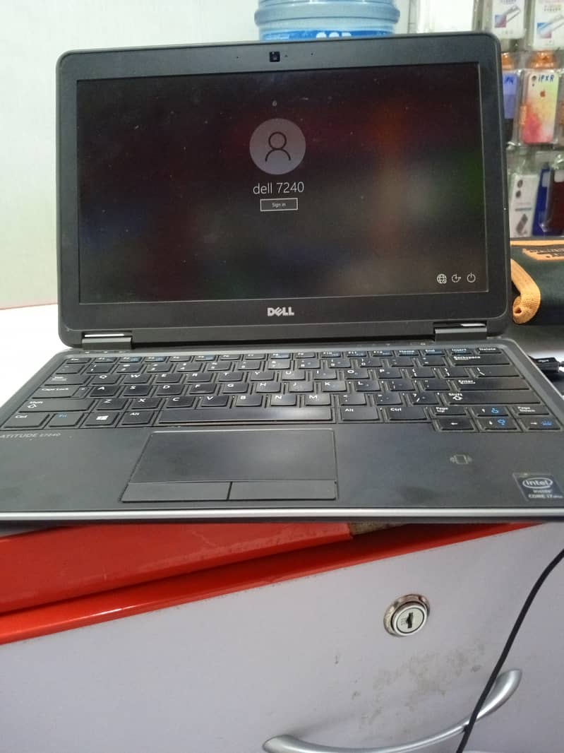 Dell Core i7, 4th generation 3