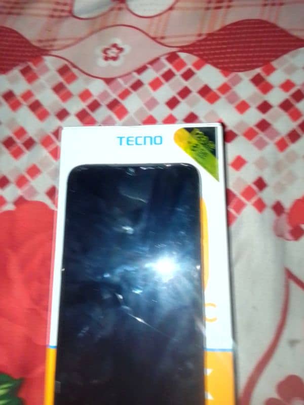 tecno 10c 4+4 128 gb mobile box 03121802041 1