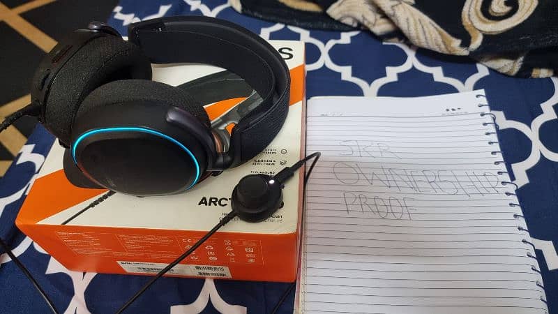 Steelseries Arctis pro High Fidelity 0