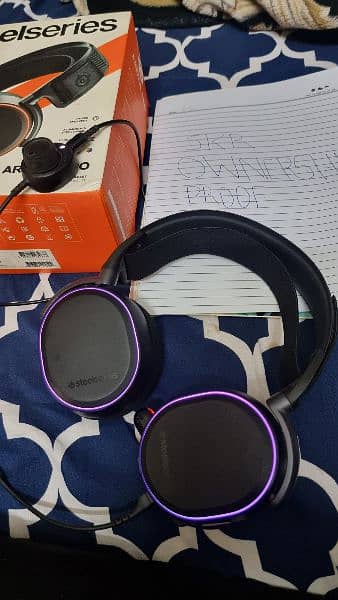 Steelseries Arctis pro High Fidelity 3