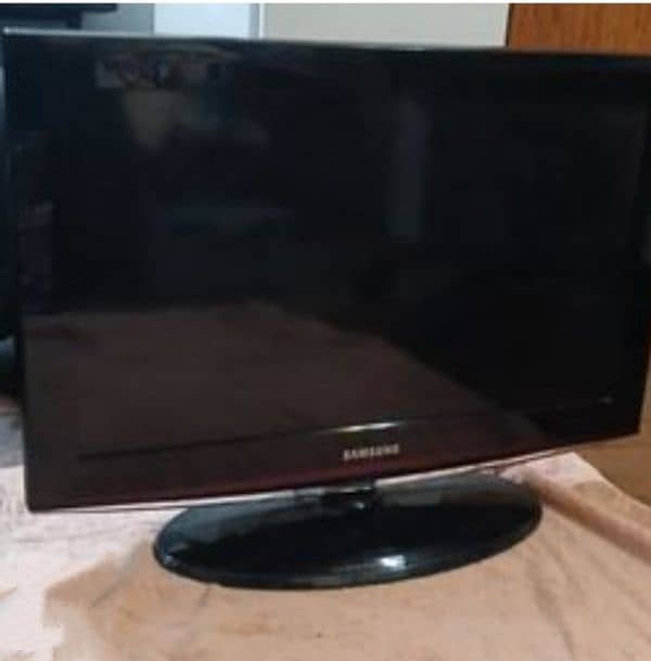 Original Samsung LCD 32 inch Just like new sligtly used 0