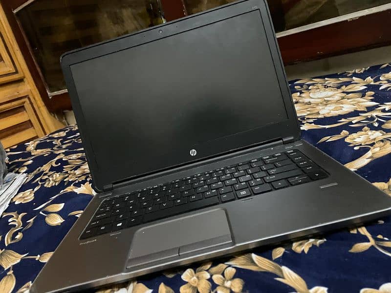 hp laptop 4