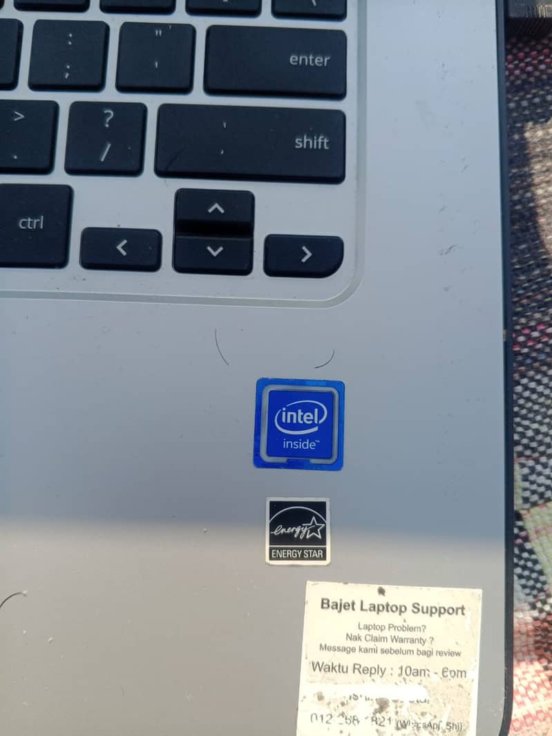 Laptop Intel 4gb Ram /16 Gb Rom 5