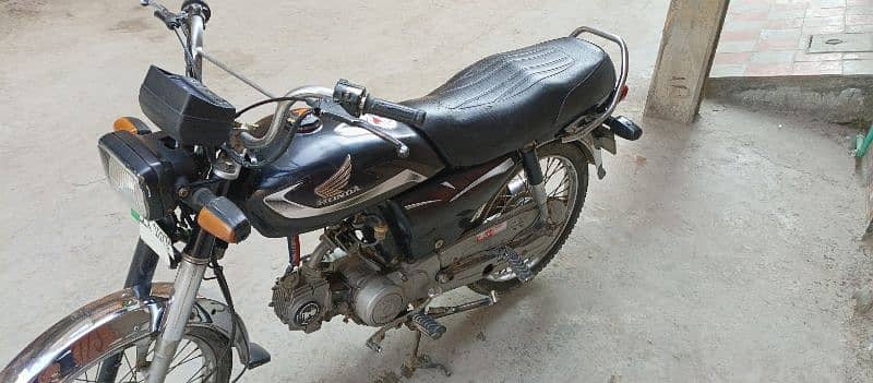 Honda CD 70 3