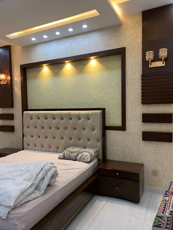 1 Bed Fully Luxury Furnish Apartment Near Clock Tower Chowk 5