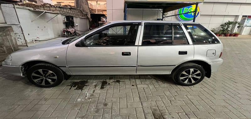 Suzuki Cultus VXL 2002 2