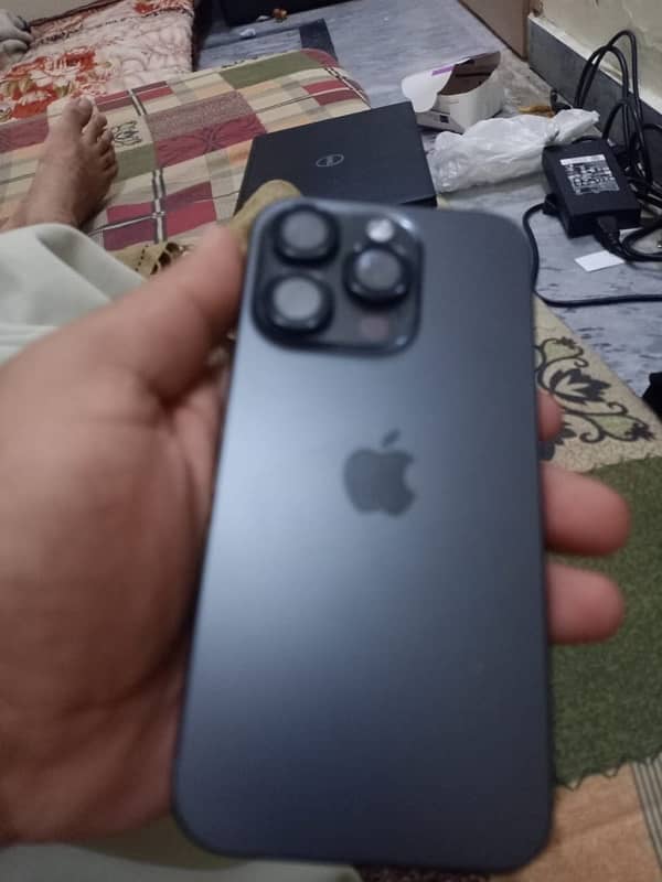 iphone 15 pro jv 1