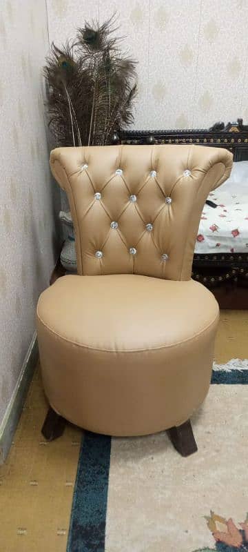 SOFA CHAIR 1