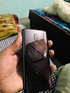 OnePlus 6T (Back Glass Break) Gaming Phone