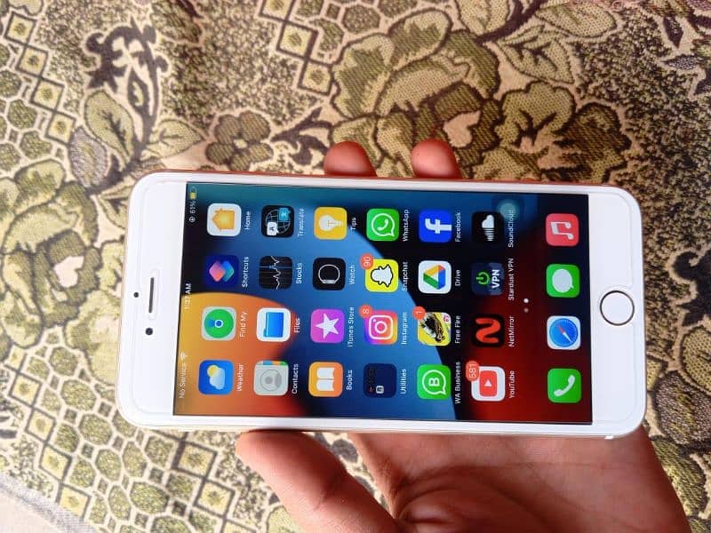 iphone 6 plus. non pta. contact number +92 310 6129098 5