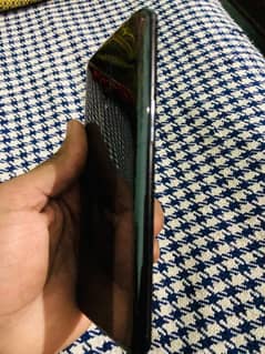 One Plus 6T Back Glass broken