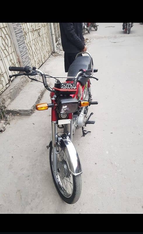 I m selling my bike Honda CD70 22/23 model 1