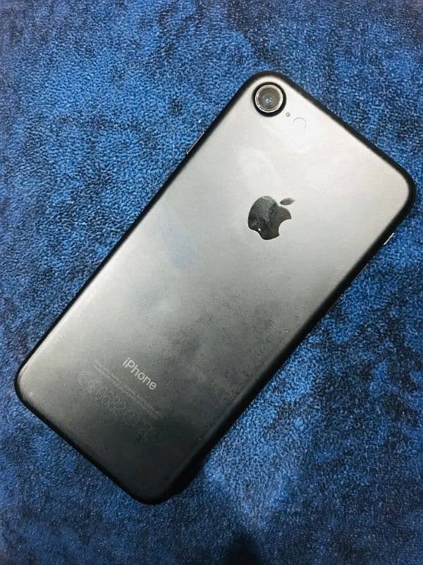 Iphone 7 128gb pta approved 2