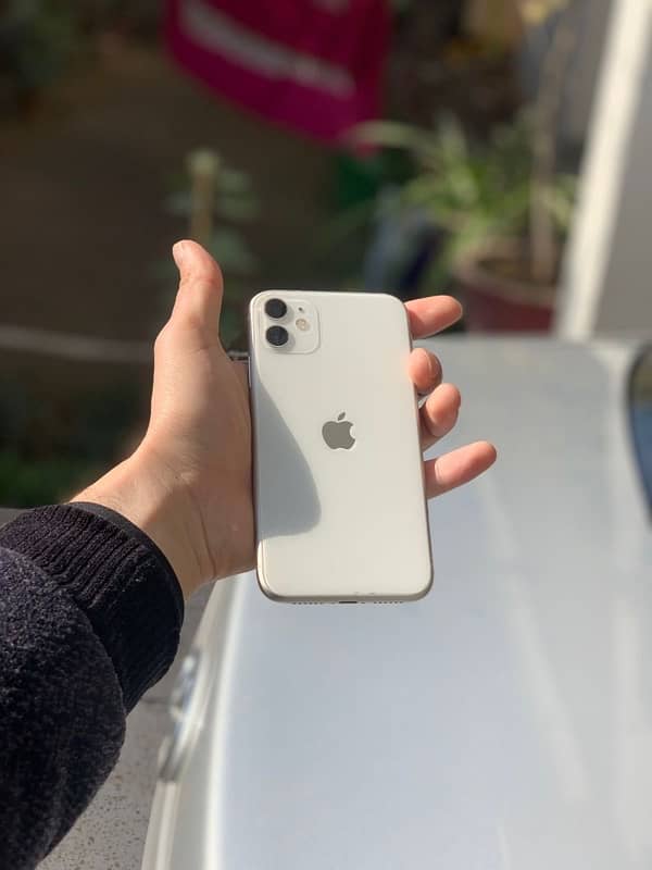 Iphone 11 PTA approved  ,Not a single scratch64 GB , Excellent conditi 3