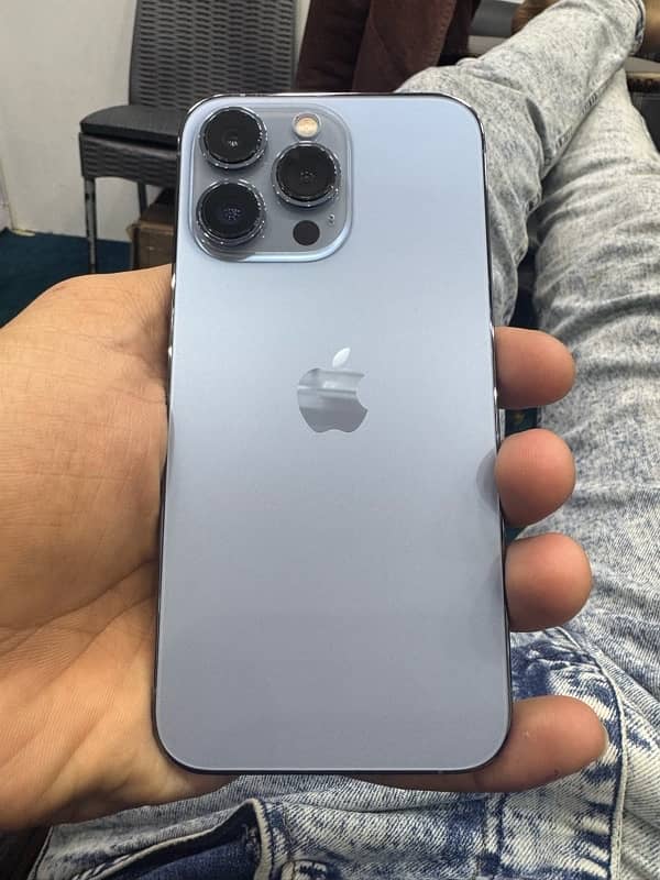 iphone 13 pro 128gb Factory unlocked 0